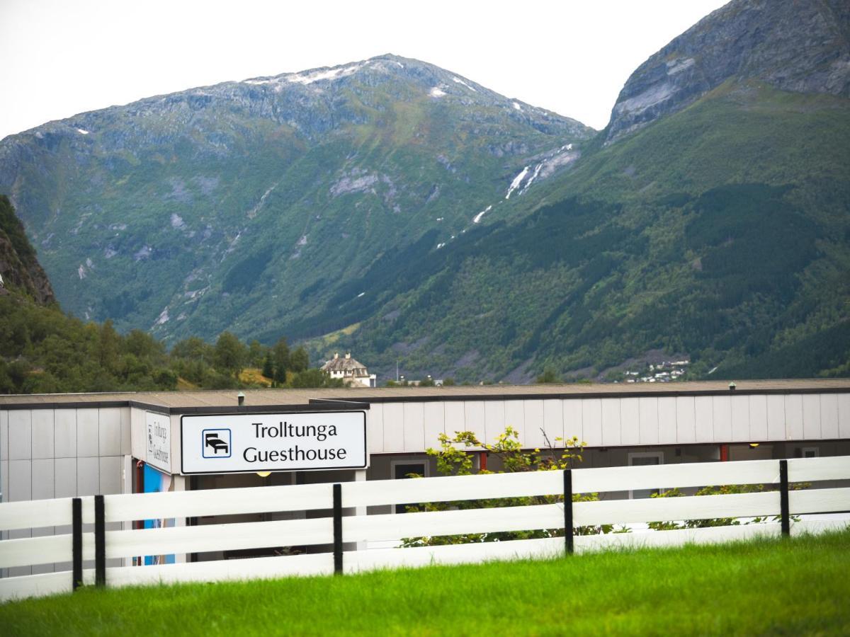 Trolltunga Hostel Tyssedal Exterior photo
